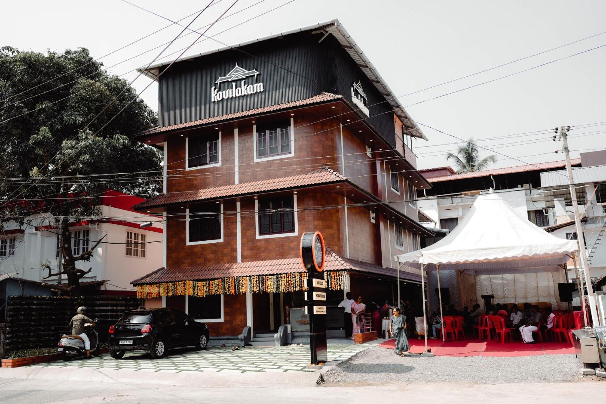 Kovilakam Achutham Hotel Guruvāyūr Eksteriør billede